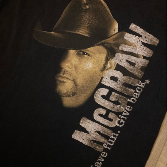 Tim McGraw Shirt Size Small 2010 Southern Voice Tour Vintage Retro Concert T - Picture 2 of 3